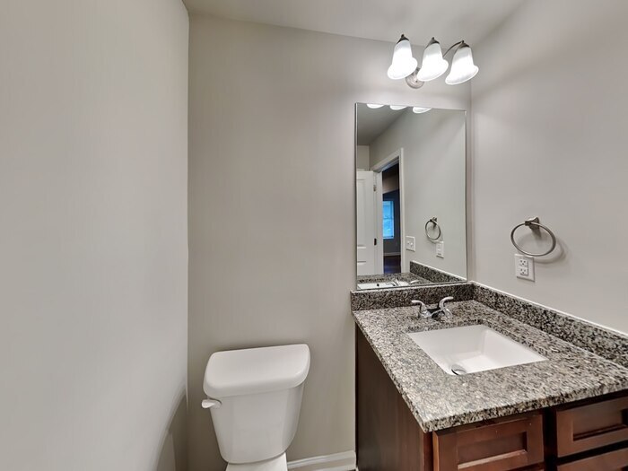 Building Photo - 15 Blake Ave