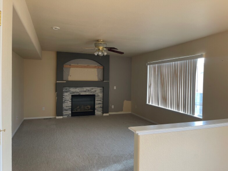 Building Photo - 7023 Bonnie Brae Ln