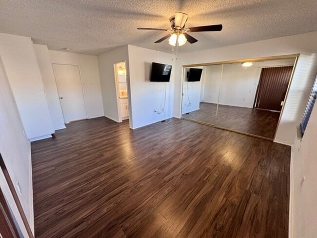 Building Photo - COMING SOON 55+ Community 2 bedroom 2 bathroom Home for Lease in Sun City