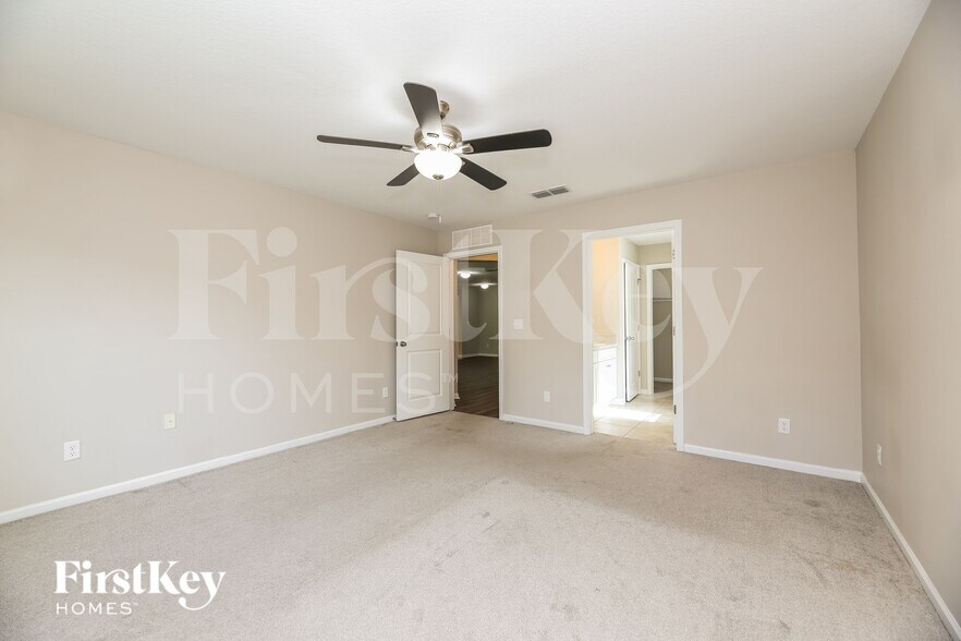 Building Photo - 11634 Dunns Crossing Dr