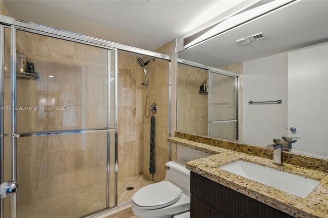 Building Photo - 3600 Mystic Pointe Dr