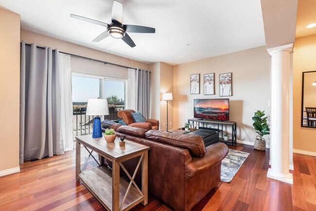 Building Photo - 2325 S G St