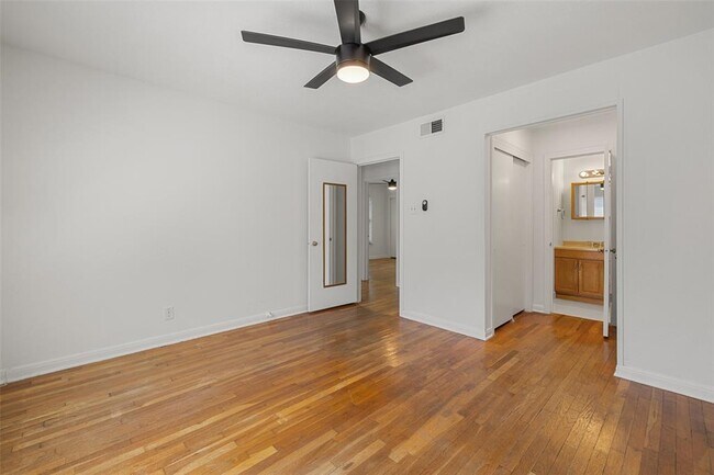 Building Photo - 1206 Larkwood Dr