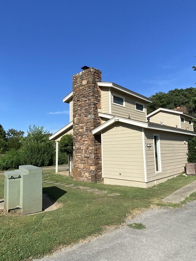Building Photo - 13739 Turnberry Ln