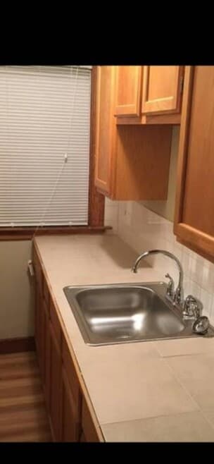 Building Photo - 130 Woodin St