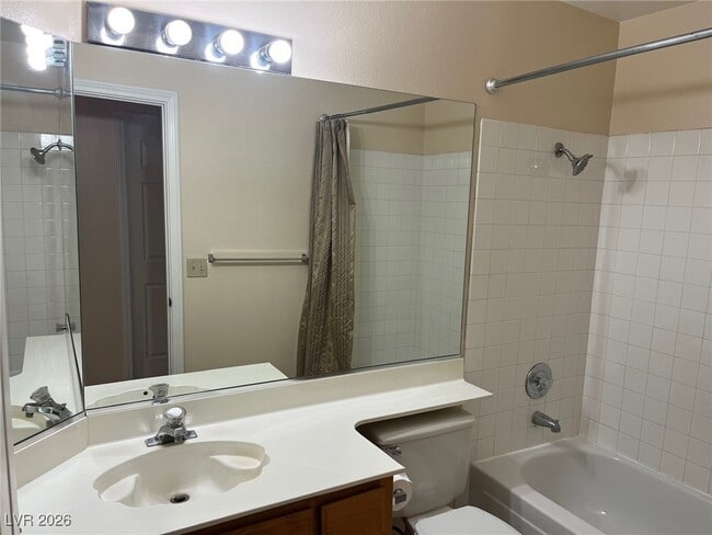 Building Photo - 8313 Hollow Wharf Dr