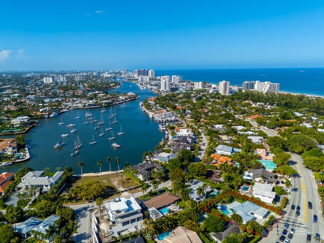 Building Photo - 1627 Seabreeze Blvd