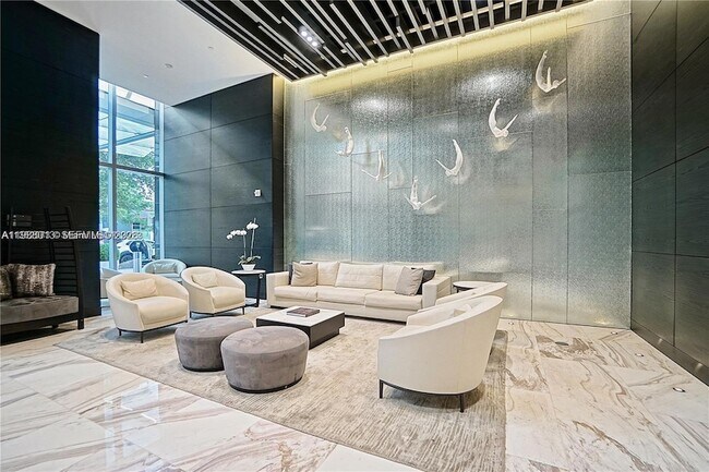 Building Photo - 851 NE 1st Ave