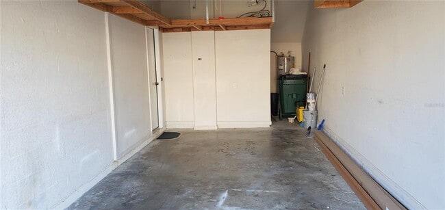 Building Photo - 26638 Castleview Way