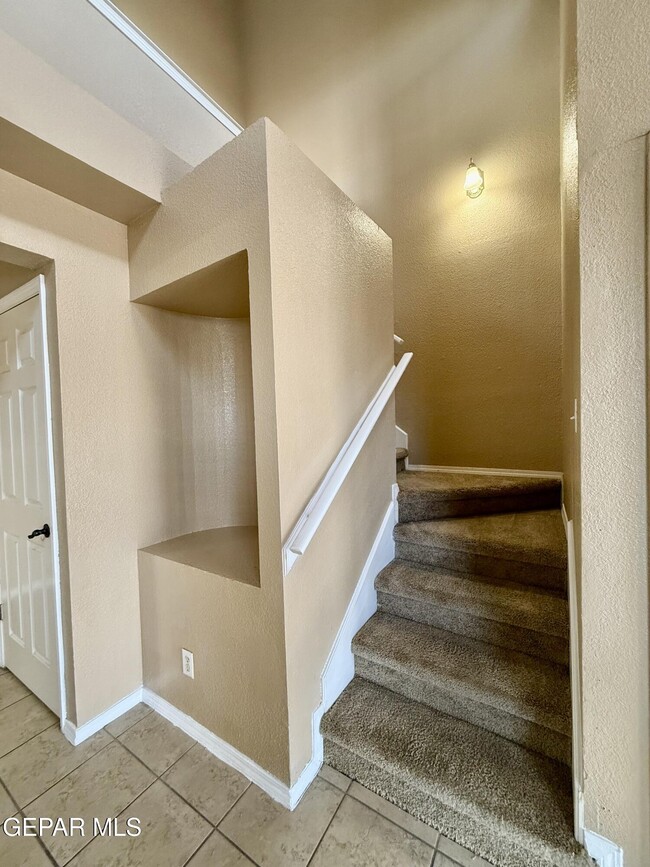 Building Photo - 3401 Tierra Zafiro Dr