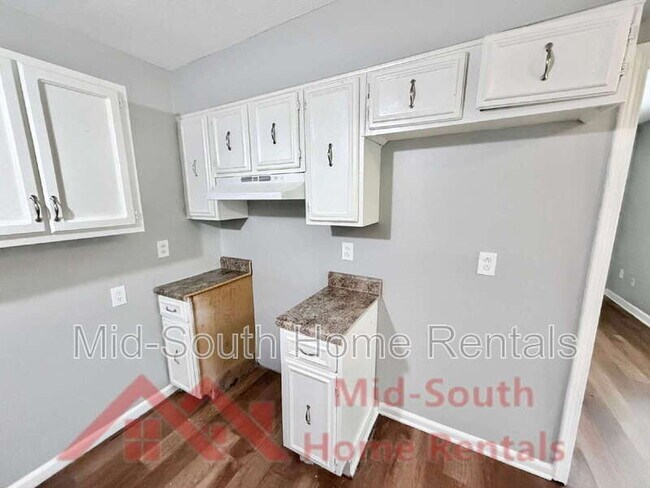 Building Photo - 4627 Crystal Springs Dr