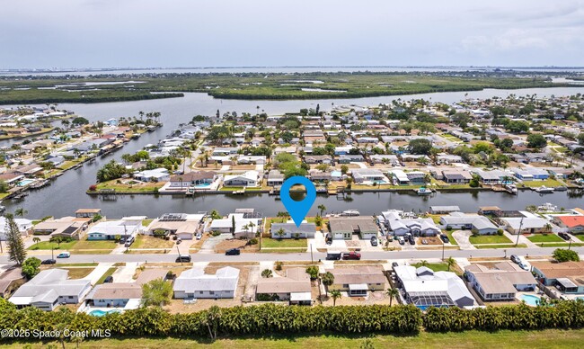 Building Photo - 1140 Montego Bay Dr N