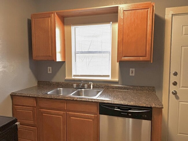 Building Photo - 2173 Ave J