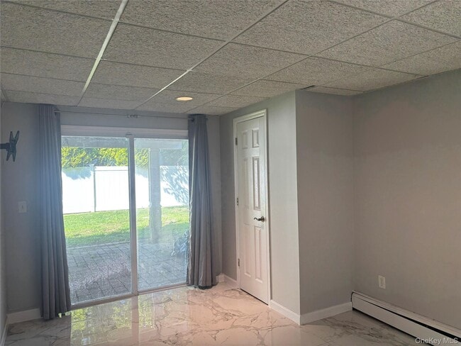 Building Photo - 275 Evergreen Ave