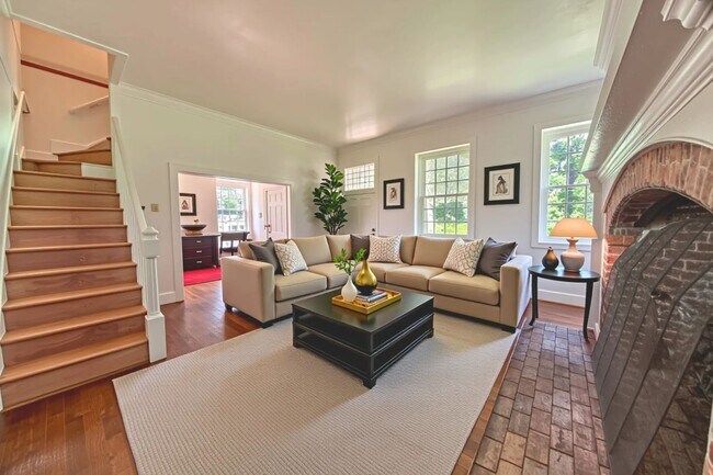Building Photo - UNIQUE OFFERING-HISTORIC CAPE COD ON URBAN...