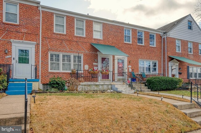 Building Photo - 8119 Pleasant Plains Rd
