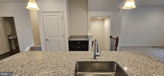 Building Photo - 156 Ironwood Ct