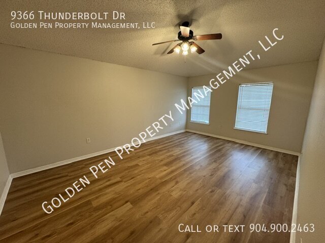 Building Photo - 9366 Thunderbolt Dr