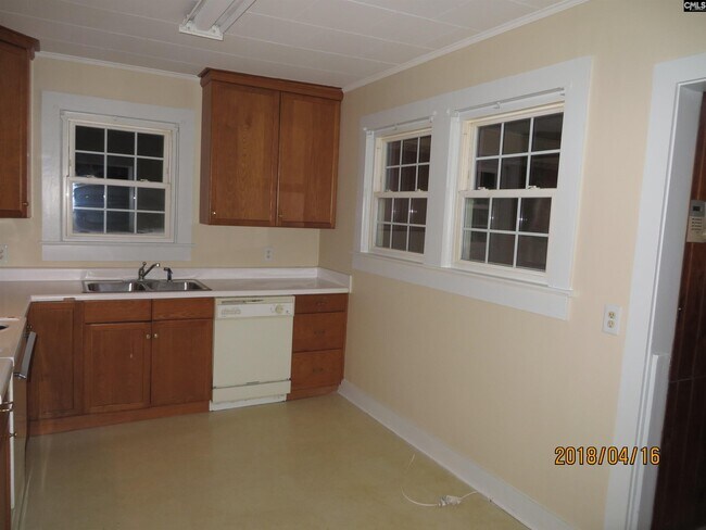 Building Photo - 1312 Nunamaker Dr