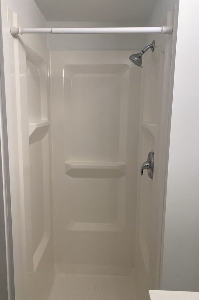 Building Photo - The Phoenixville Lofts-Upgraded Studio/1 b...