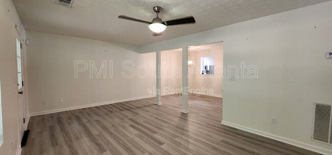Building Photo - 3021 Waldrop Cir