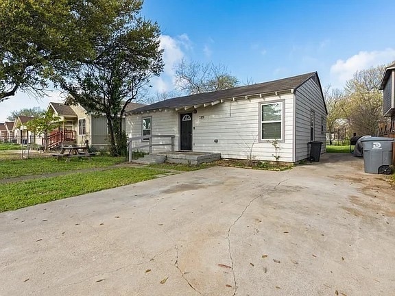 Building Photo - 2819 Alabama Ave