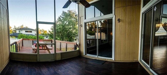 Building Photo - Highland Chase Three Bedroom, Updated Kitchen and Large Patio