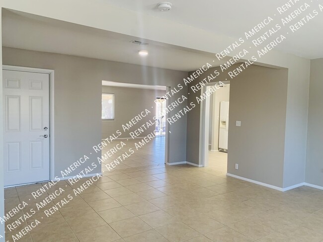 Building Photo - 11433 N Hagen Dr