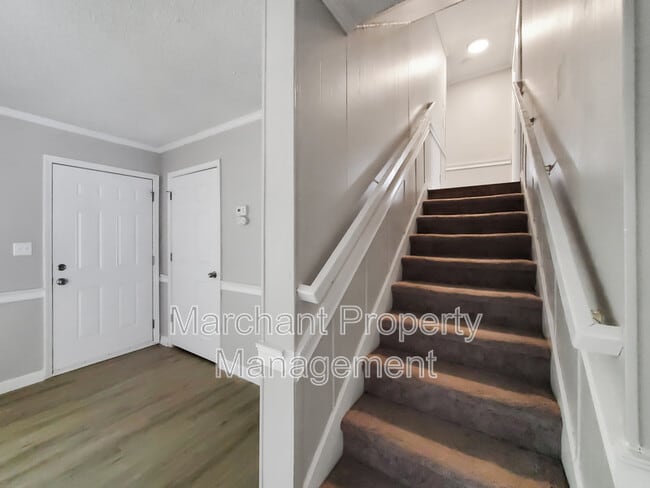 Building Photo - 719 Amy Gray Street