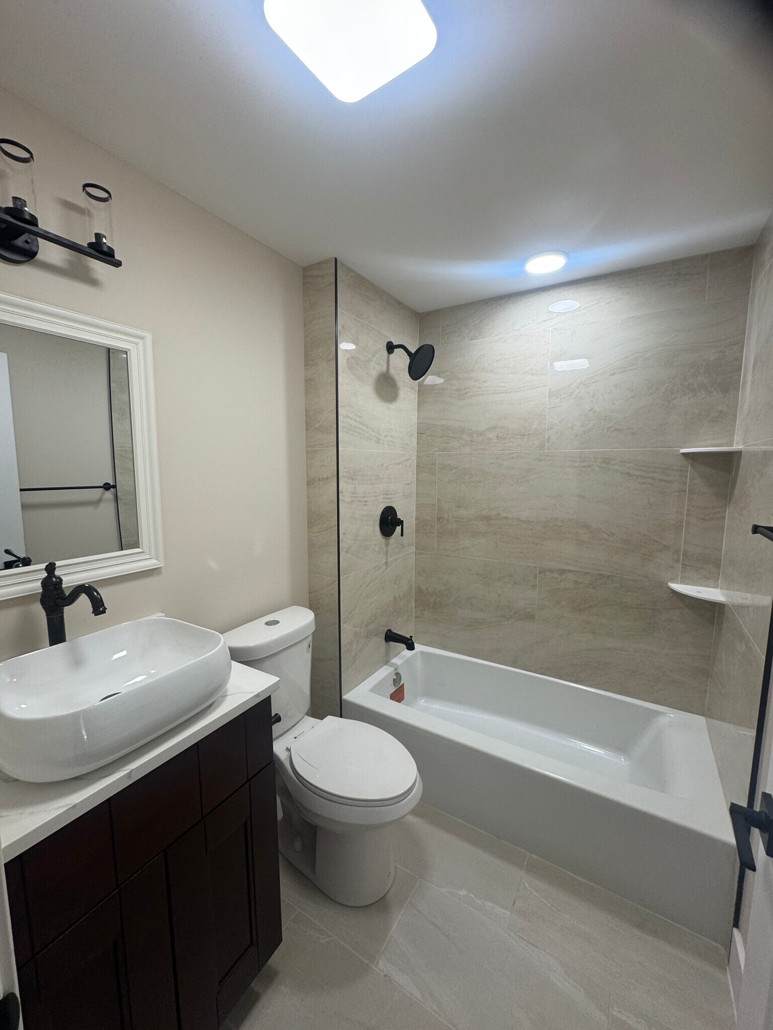 Building Photo - 459 E High St