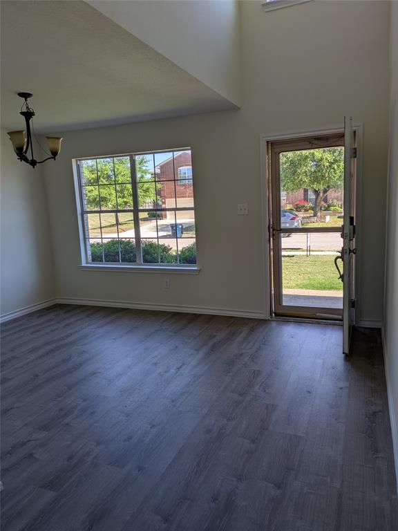 Building Photo - 209 Phillips St