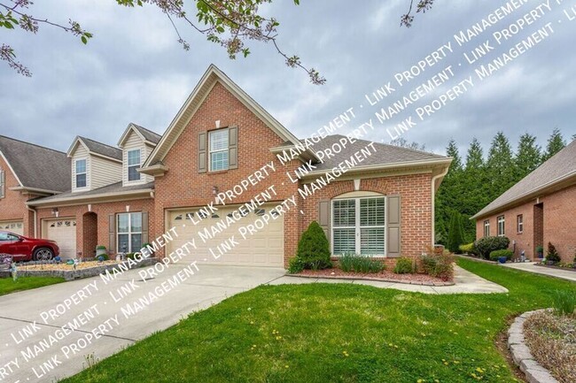 Building Photo - 7655 Lenox Trace Dr