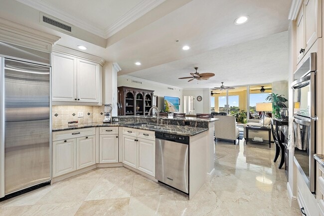 Building Photo - 500 S US Hwy 1