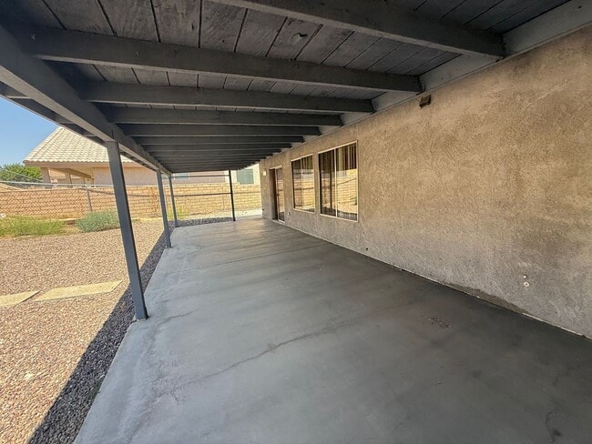 Building Photo - Silverlake's Home- 3 Bedrooms, 2 Bathrooms...