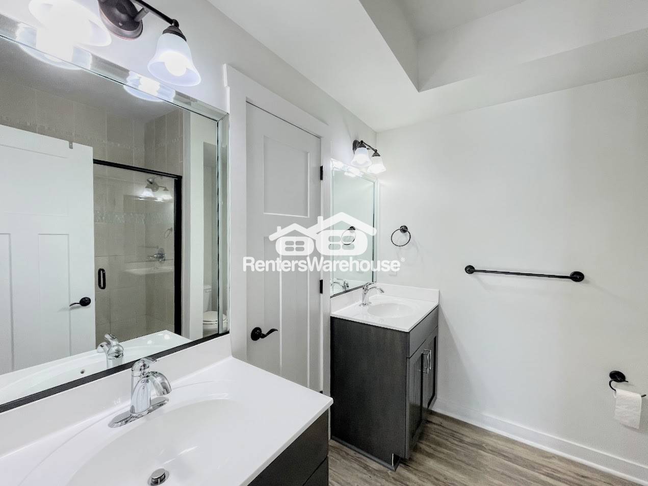 Building Photo - 7922 Shore Dr