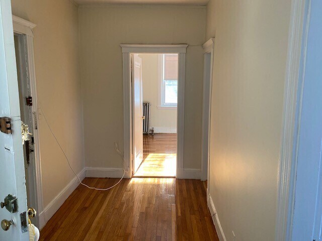 Building Photo - 1820 Commonwealth Ave