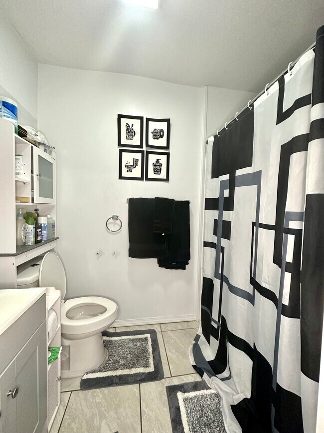 Primary Photo - 329 Plainfield St