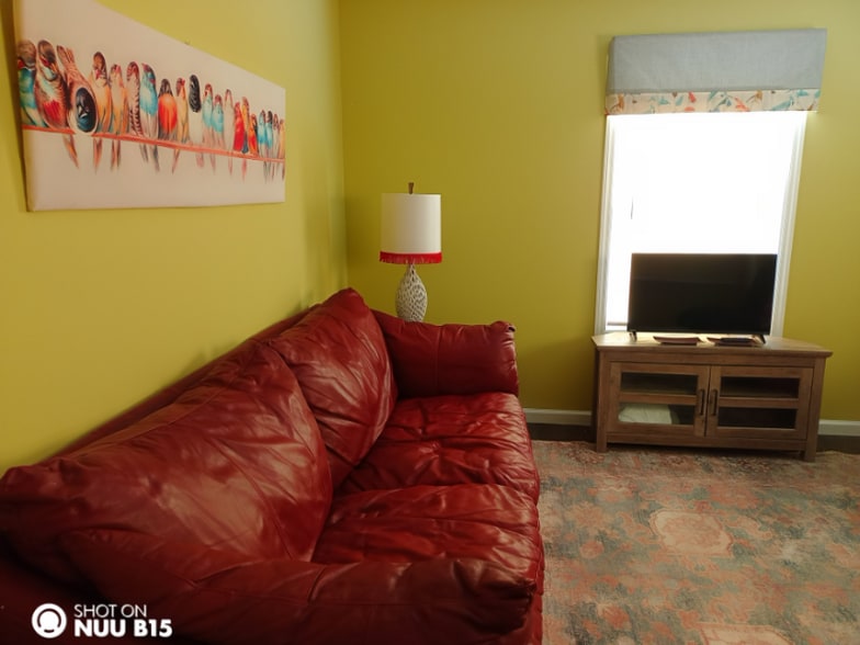 Building Photo - 308 Lowrance Ave