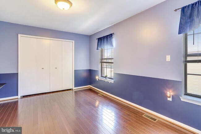 Building Photo - 4546 Little River Run Dr