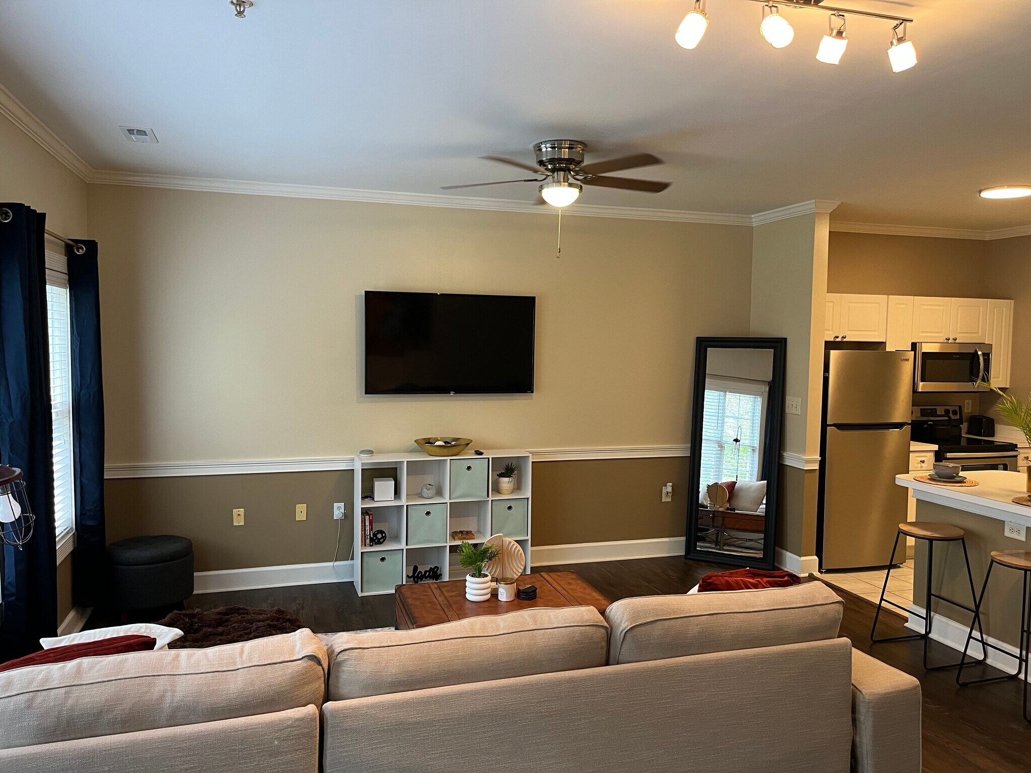 Living Room - 9155 Meadow Vista Rd