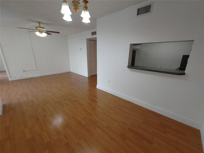 Building Photo - 11800 SW 18th St