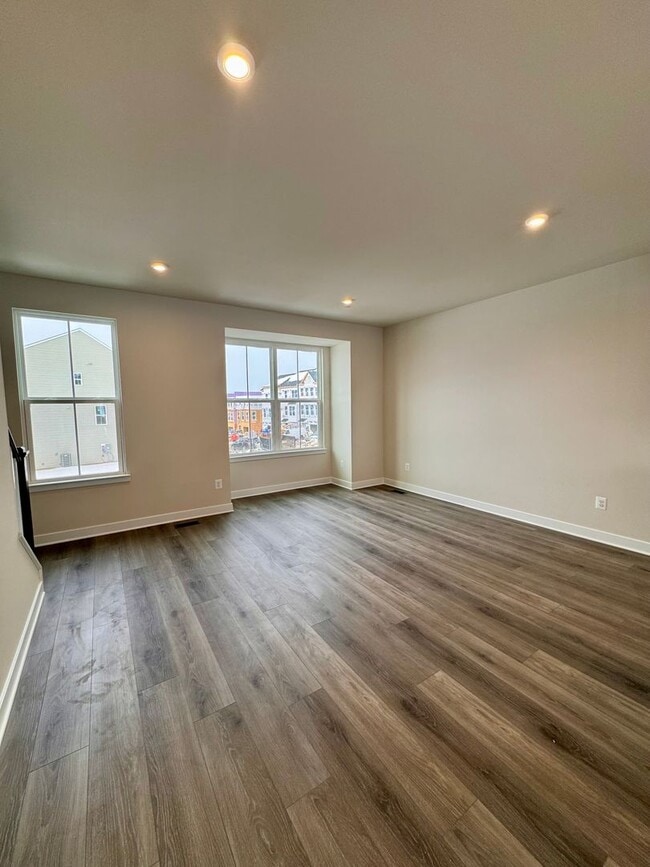 Building Photo - Brand New Townhouse in Wingate Subdivision