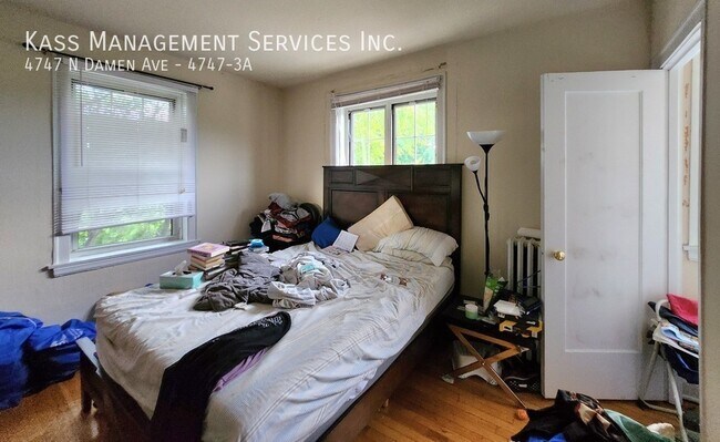 Building Photo - 4747 N Damen Ave