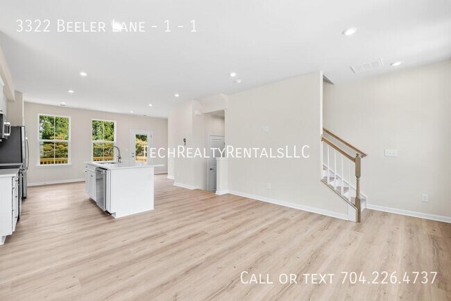Building Photo - 3322 Beeler Ln