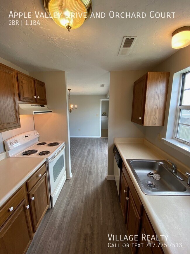 Building Photo - 502 Orchard Ct