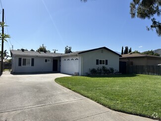 Building Photo - 433 Forestdale Ave