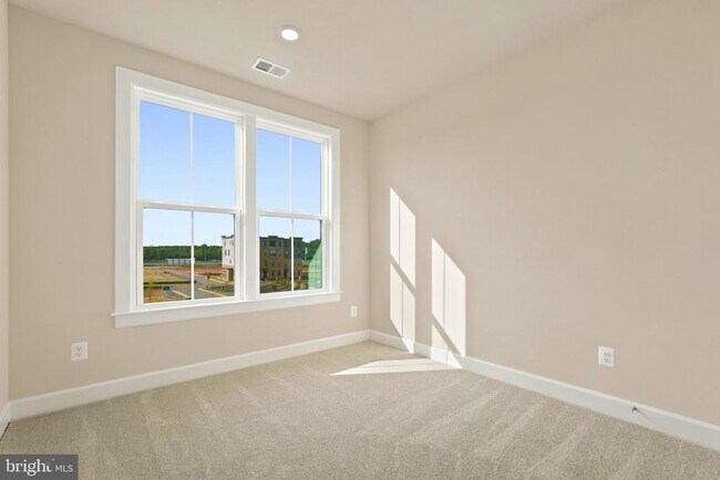 Building Photo - 11152 Lanier Farm Lp