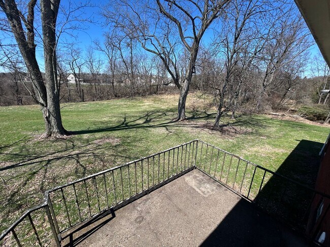 Building Photo - 4-bedroom Home in Cranberry Twp