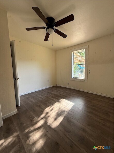 Building Photo - 504 S Brookman