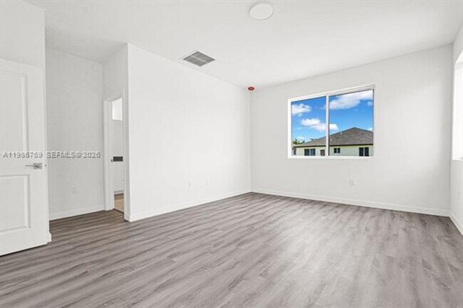 Building Photo - 22431 SW 125th Ave